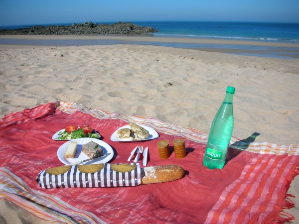 loctudy picnic 600x450 Mangiare in spiaggia