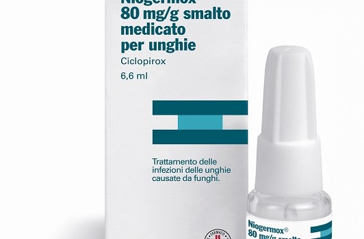 Soluzione per trattamento di un fungo su unghie