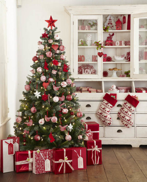 albero-natale-bianco-rosso