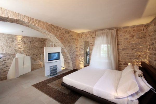 suite nun museum assisi