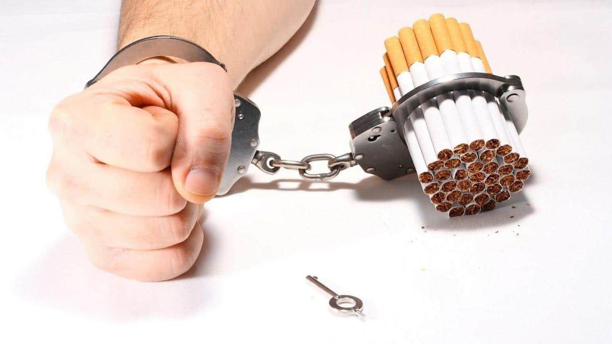 Quando smesso fumando gas in uno stomaco