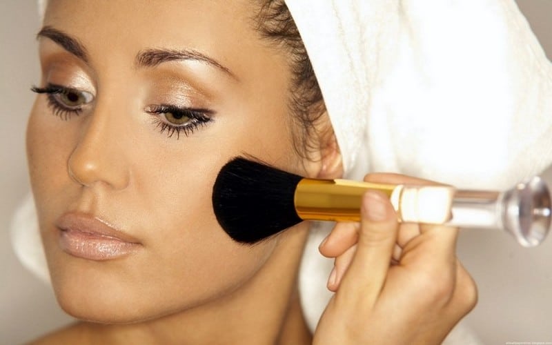 Contouring viso tondo