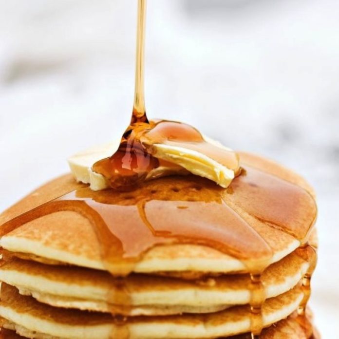 maple-syrup pancake sciroppo d'acero
