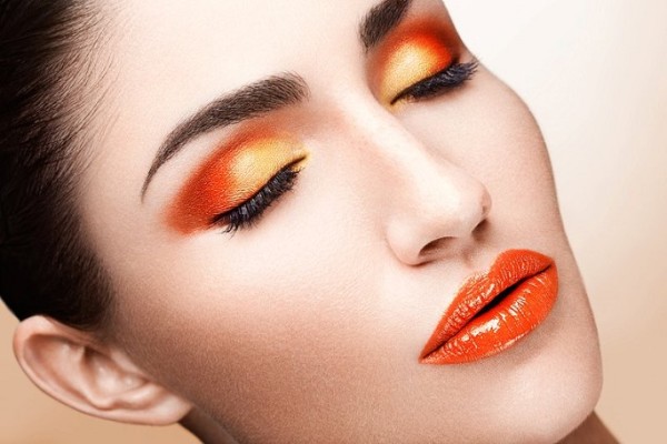 make up orange arancione