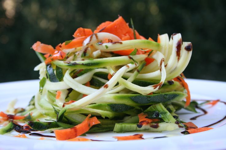 spaghetti di zucchine verdure