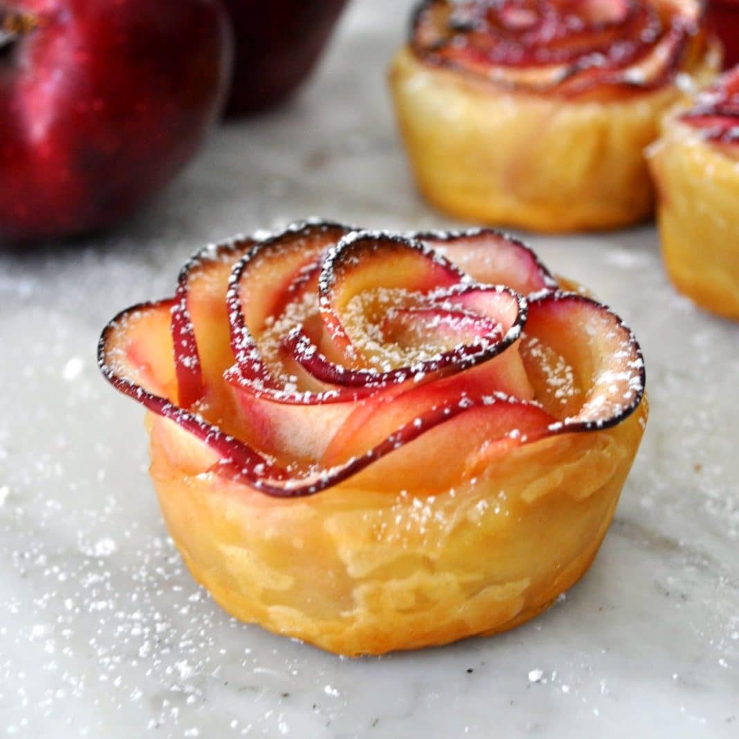 rose di mele e pasta sfoglia