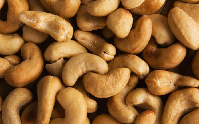 anacardi-benefici-frutta-secca