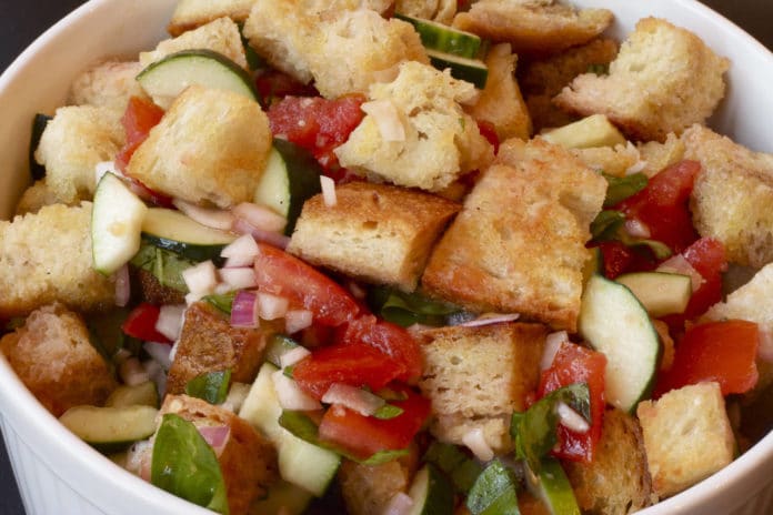 panzanella-pane-raffermo-ricetta panzanella-pane-raffermo-ricetta