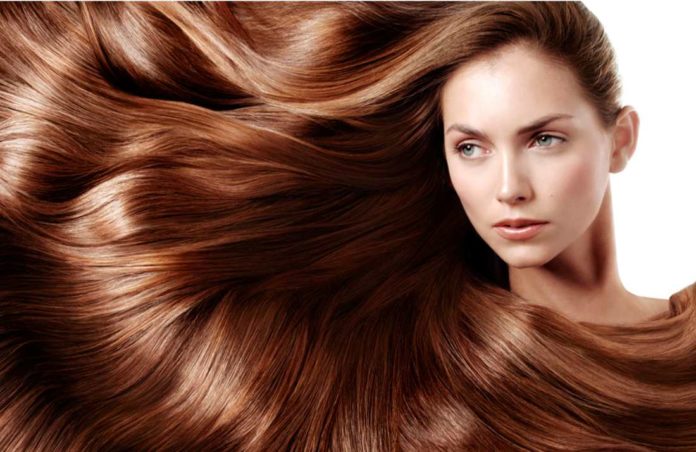 capelli lunghi e folti