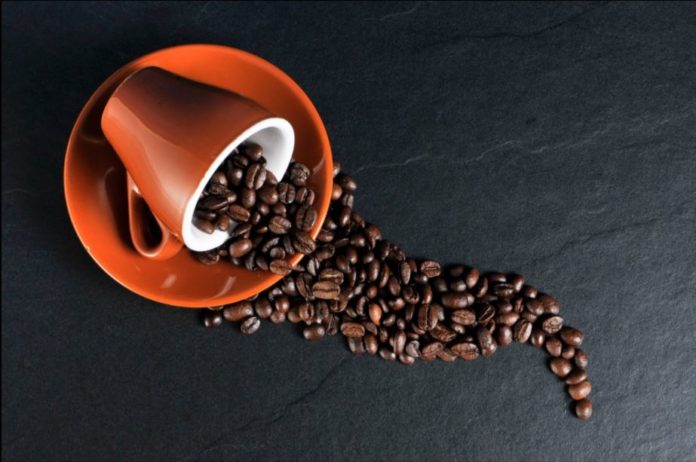mal di testa caffeina