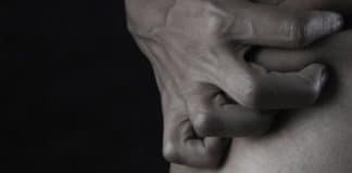 dolore sotto costola destra