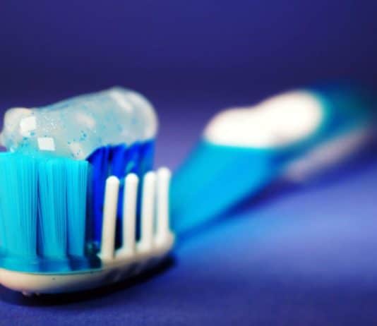 dentifricio senza fluoro