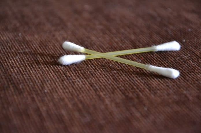 cotton fioc