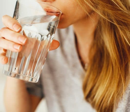 acqua-al-collagene-funziona-o-no