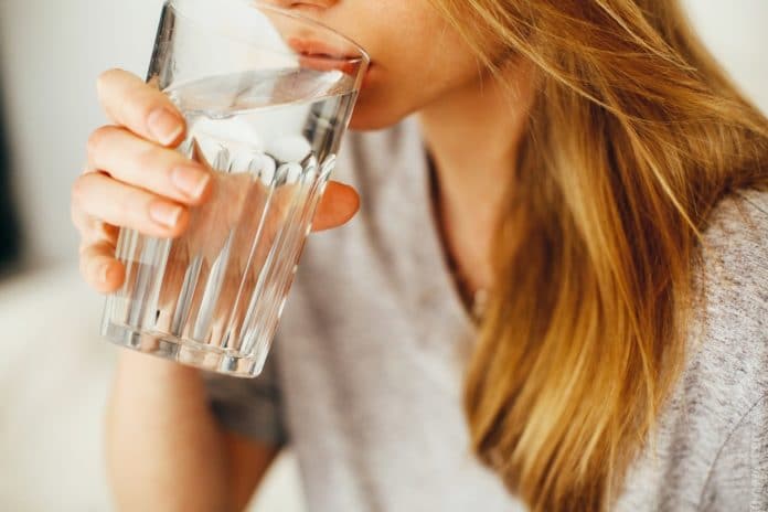 acqua-al-collagene-funziona-o-no
