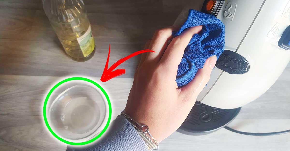 3 Metodi efficaci per pulire la macchina del caffè!