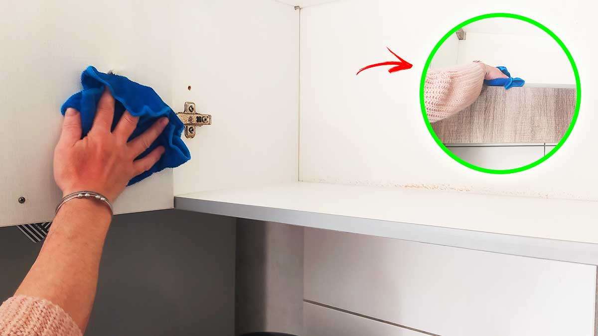 Pulizie di primavera: come pulire le ante e dentro i mobili della cucina?