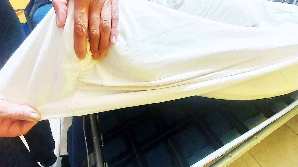 Avere il Lenzuolo con gli Angoli senza pieghe sarà facilissimo con il Trucchetto salva-tempo!