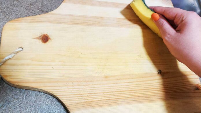 come-pulire-taglieri-metodi-naturali