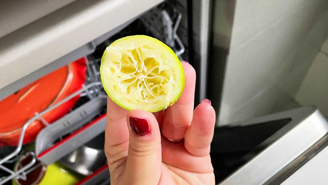 come-usare-limone-premuto-casa