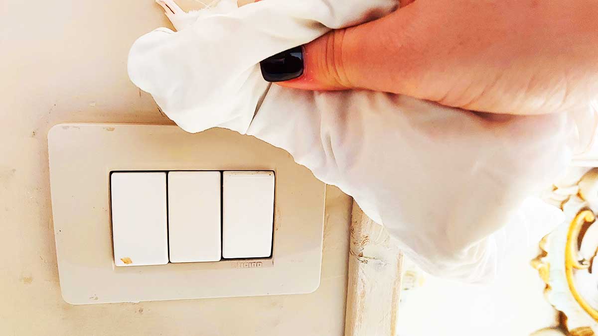 Tutti dimenticano di pulire questi 7 Punti nascosti della casa dove si accumula molta Polvere