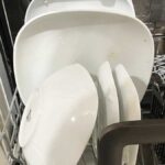 Il trucco dell’aceto di mele nel sapone per piatti che ti svolta la pulizia della cucina