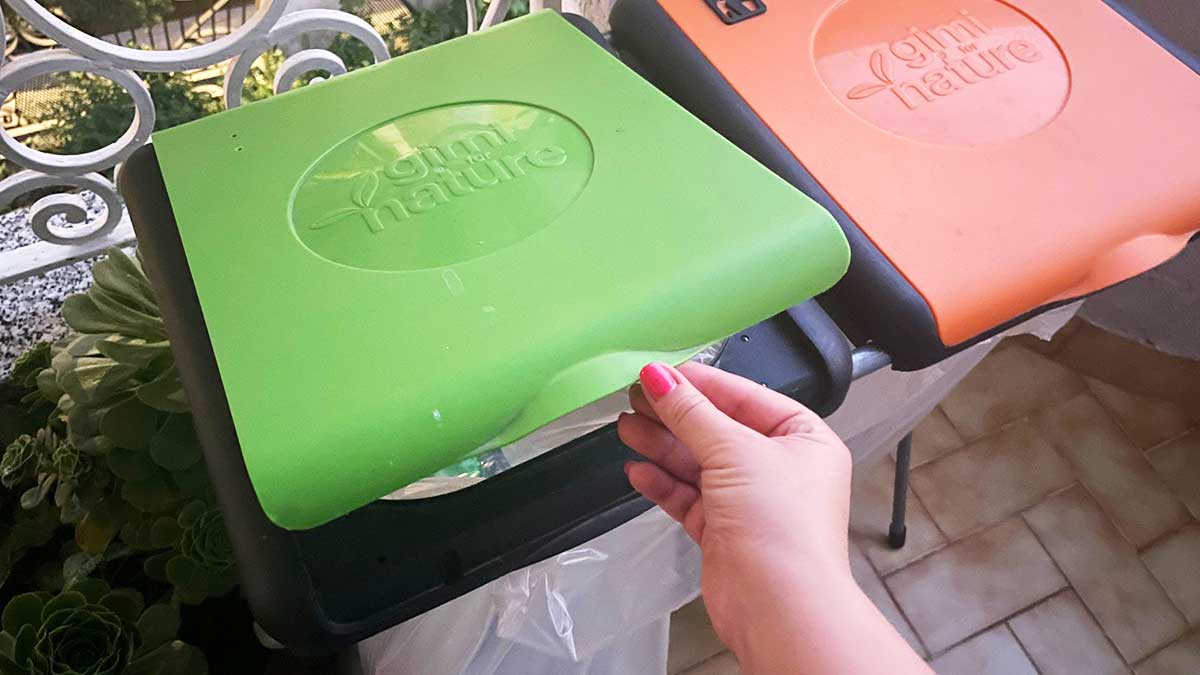 Addio odore di spazzatura in casa!