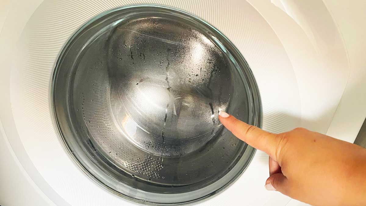 Segui queste abitudini in Estate per non far Puzzare mai la Lavatrice