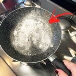 Togli la Puzza di Frittura dalla cucina con il trucchetto della Padella