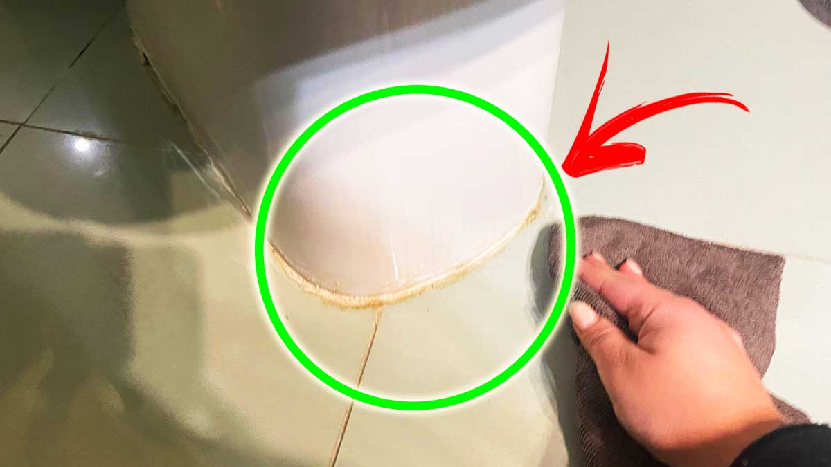 Come Togliere gli Aloni Scuri intorno ai Sanitari