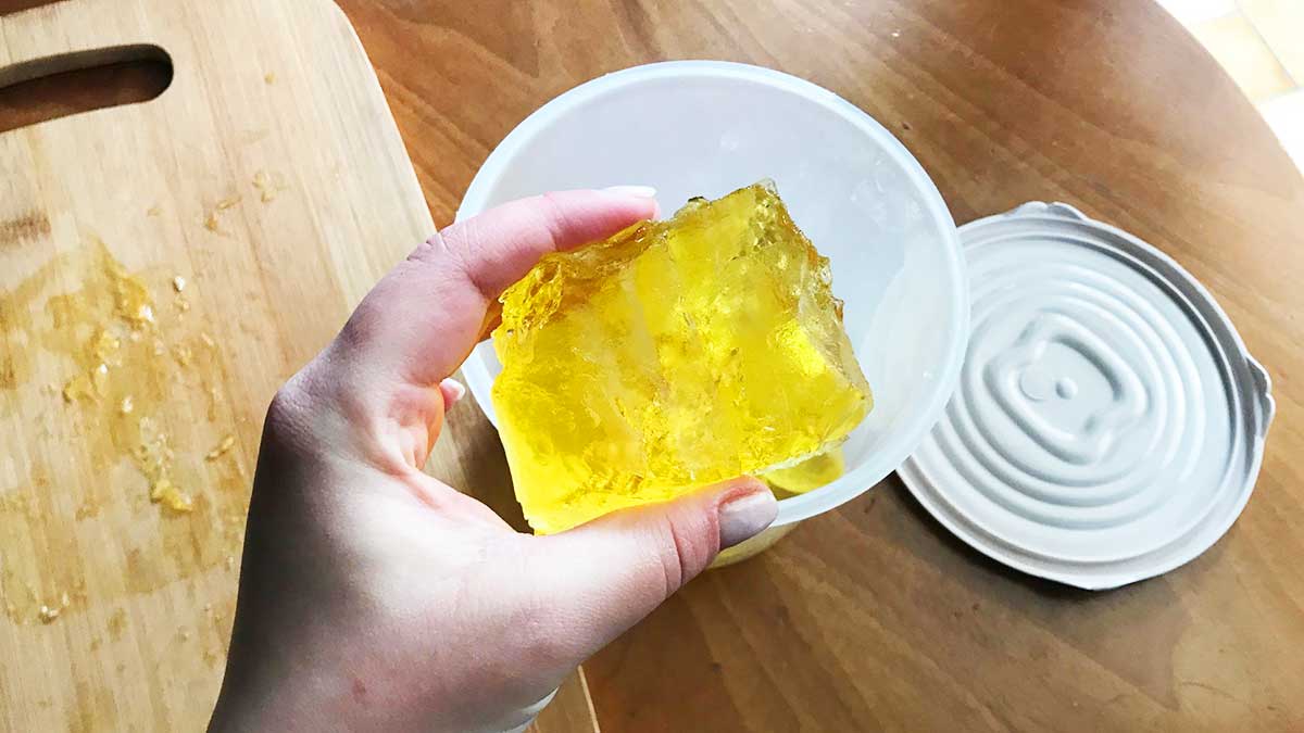 Riscopriamo i rimedi di un tempo con il sapone molle potassico