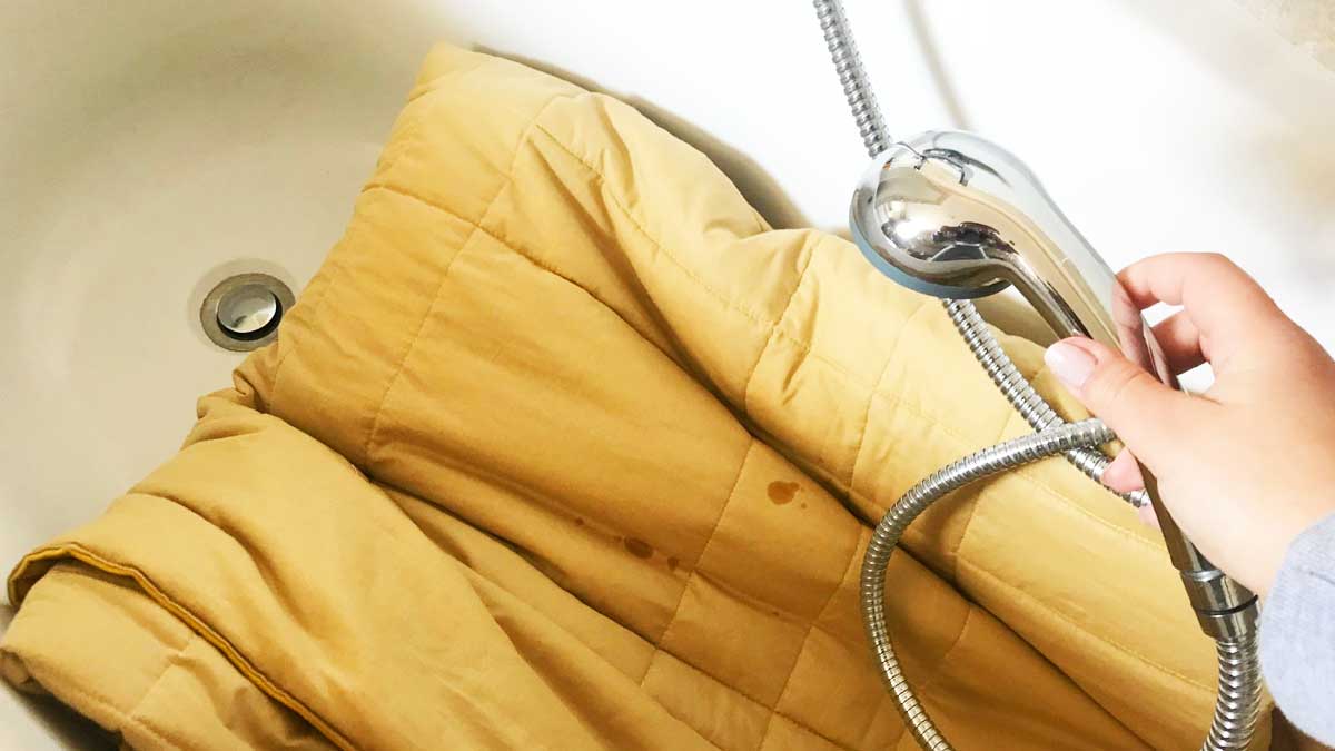 Si può lavare il Piumone a Casa? Pro e Contro