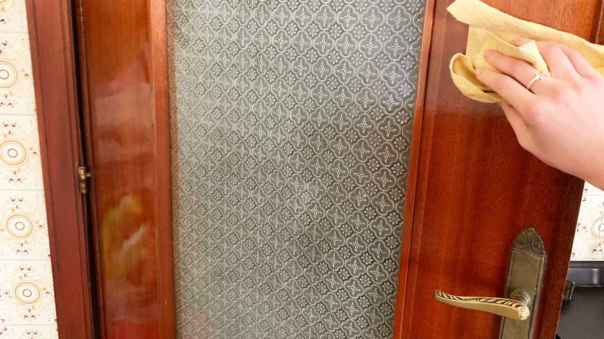 Come pulire le Porte in base al materiale e a come sono fatte