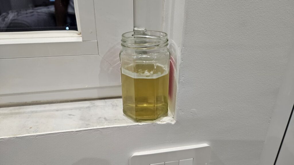 Come eliminare la puzza di umido in casa e sui panni con un solo rimedio naturale Come eliminare la puzza di umido in casa e sui panni con un solo rimedio naturale