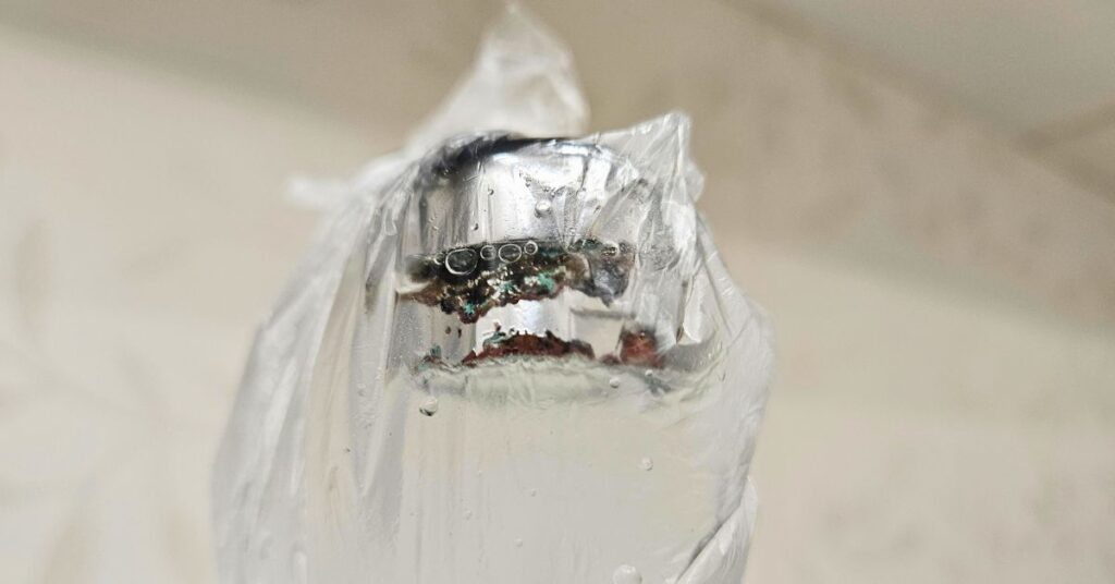 Come ho tolto il calcare dai rubinetti con il metodo del sacchetto