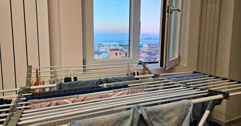 3 cose da non dimenticare quando hai lo stendino in casa