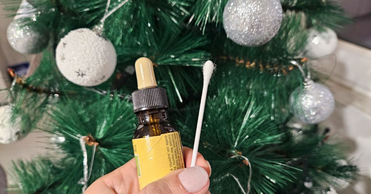 Come ho profumato la stanza con un trucchetto nascosto sull’albero di natale Come ho profumato la stanza con un trucchetto nascosto sull’albero di natale