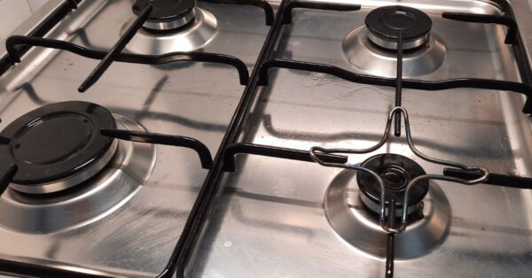 L’angolo più sporco della cucina che nessuno pulisce davvero