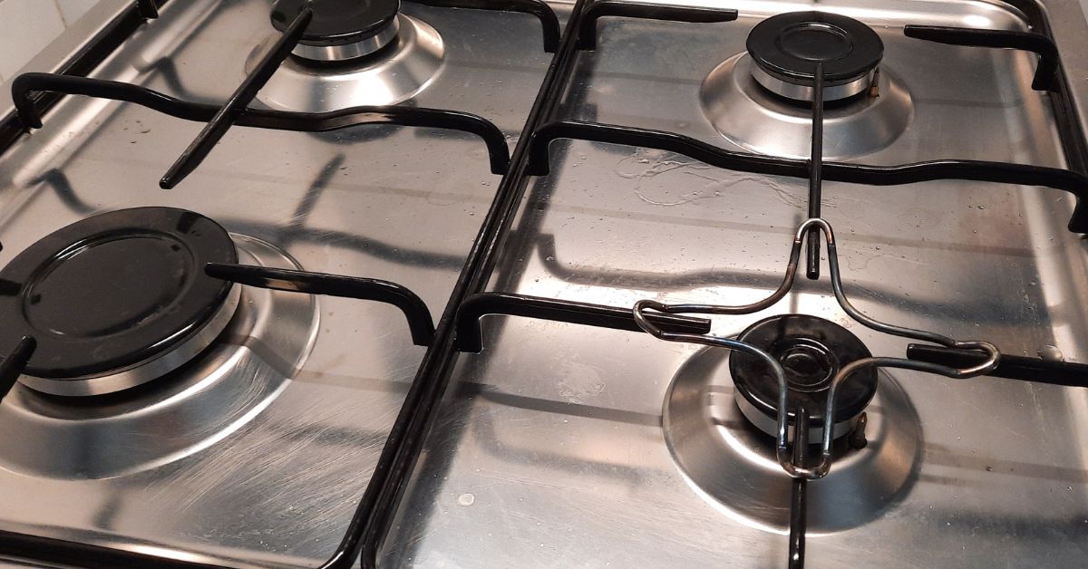 L’angolo più sporco della cucina che nessuno pulisce davvero L’angolo più sporco della cucina che nessuno pulisce davvero