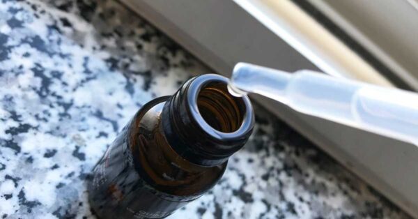 I soli oli essenziali che servono davvero per le pulizie