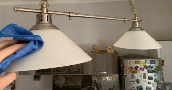 Perché pulire casa dall’alto verso il basso dà risultati migliori