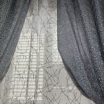 Le tende ingiallite dal sole tornano candide con questo lavaggio casalingo