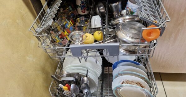 Bicchieri bianchi e opachi in lavastoviglie ecco come farli tornare brillanti