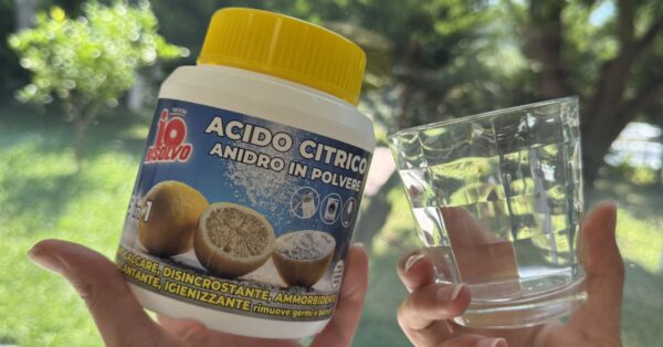 Come pulire i bicchieri con l’acido citrico e farli tornare brillanti
