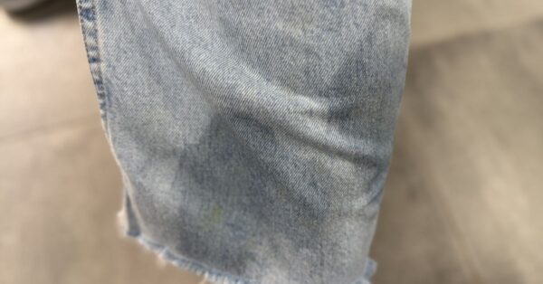Come togliere le macchie di olio dai vestiti già lavati
